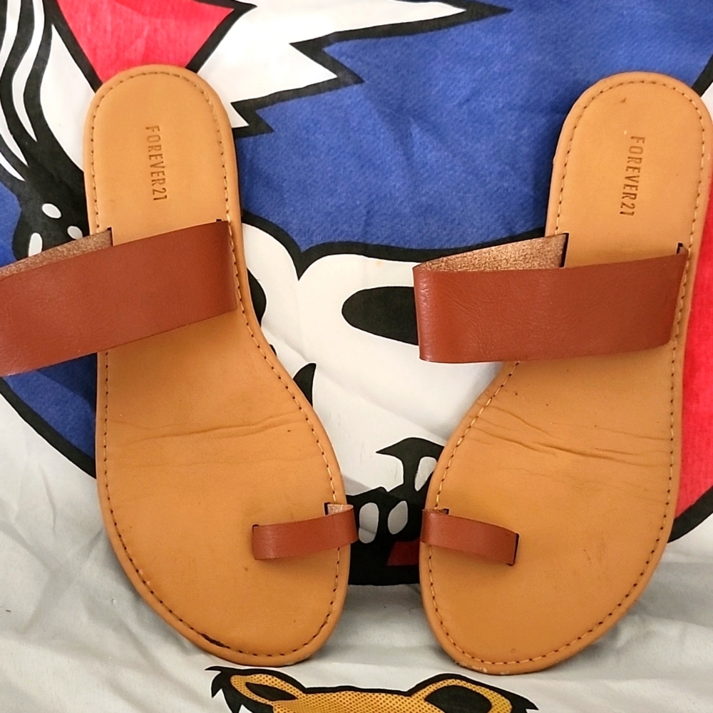 Forever 21 Tan Leather Slides